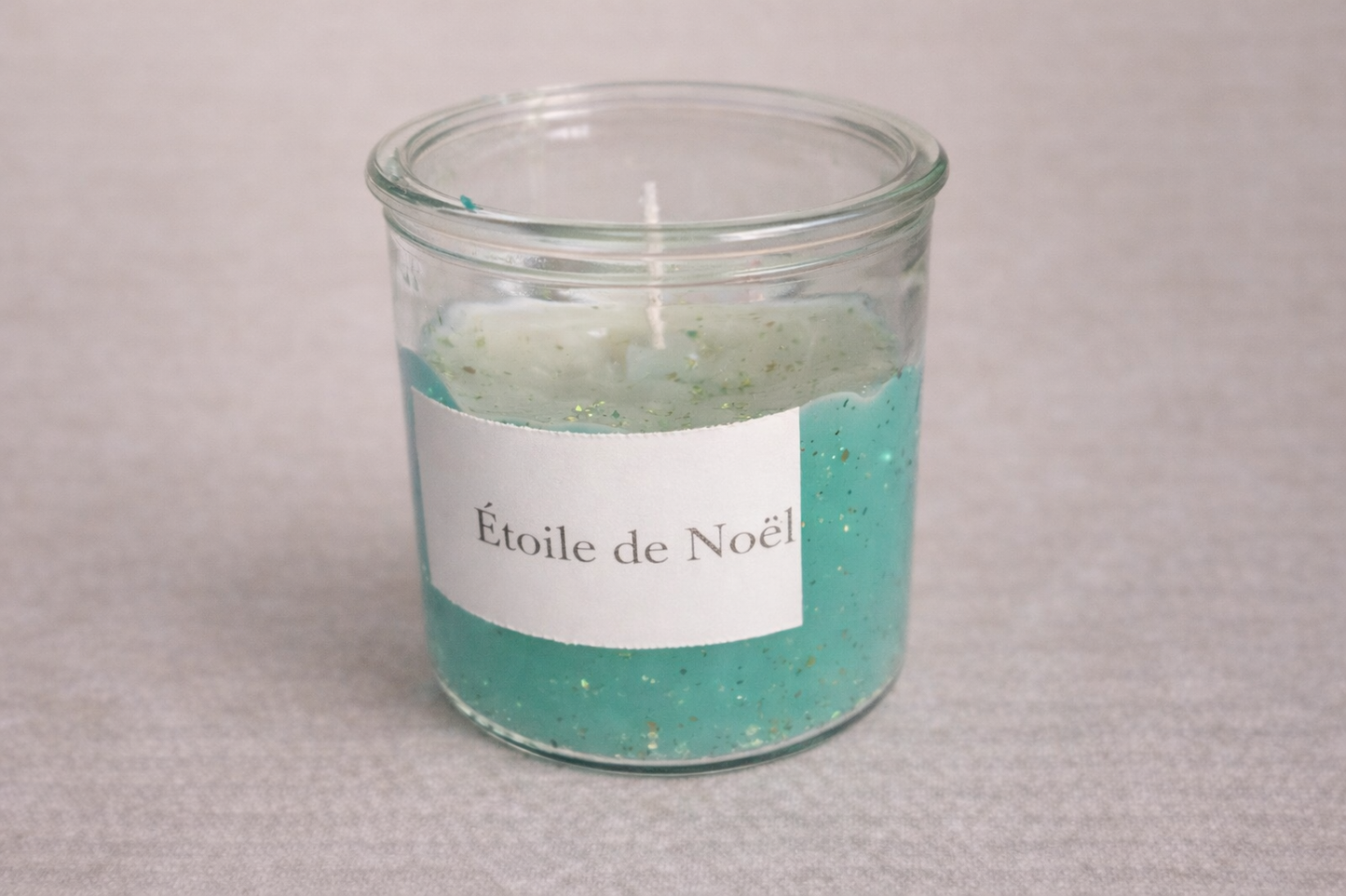 Bougie coulée – Étoile de Noël